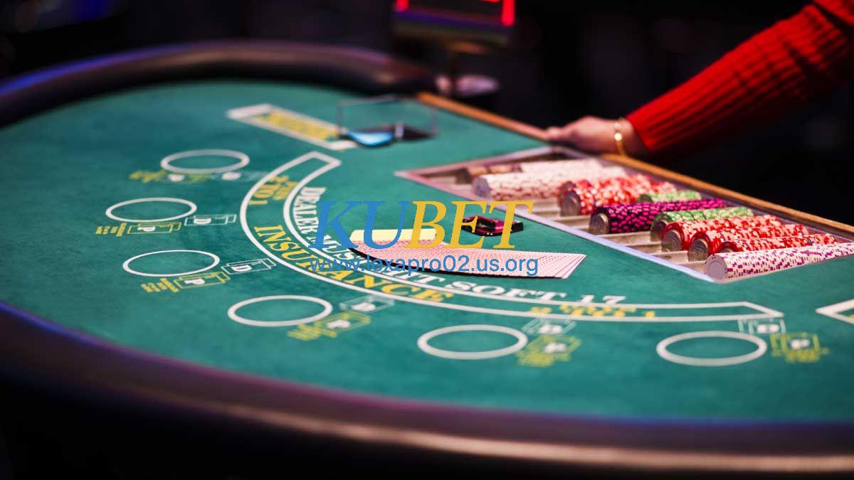Bàn Blackjack sòng bạc